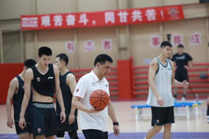 如何制定智能篮球训练计划_0